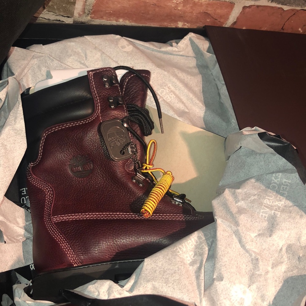 Brand New 40 Below Timberlands